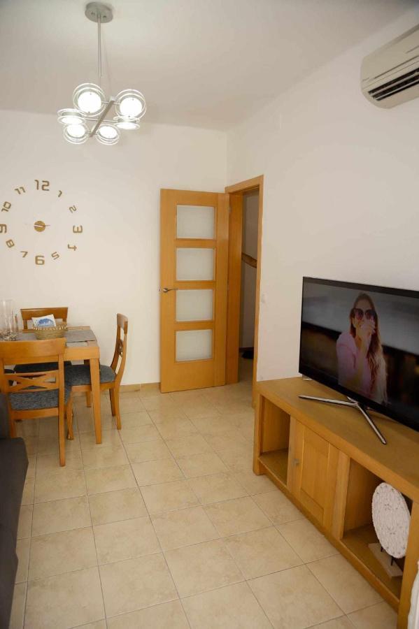 Apartamento En Pleno Centro De Cambrils Apartment Exterior photo